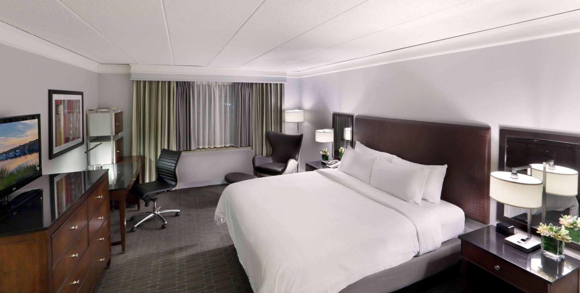Hilton Mystic Hotel Ngoại thất bức ảnh