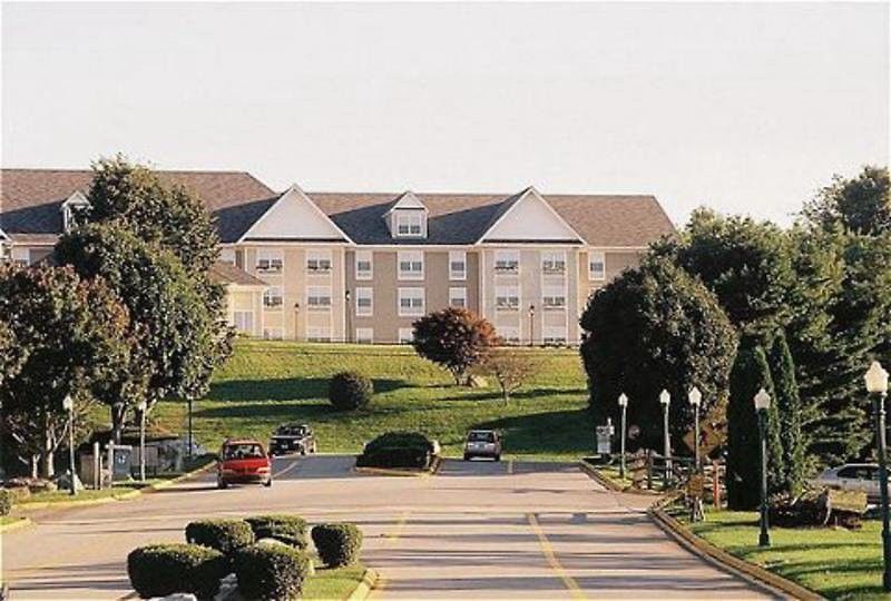 Hilton Mystic Hotel Ngoại thất bức ảnh